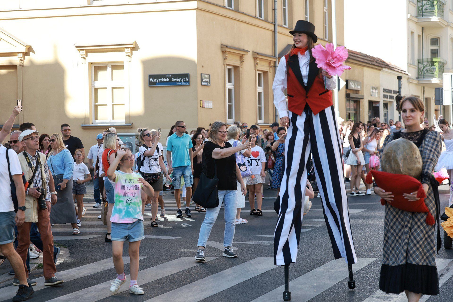 20250921 Poznań, Święto Fyrtla Garbary, parada uliczna ulica Garbary