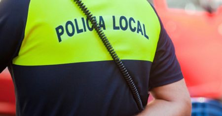 Turysta został zaatakowany w Hiszpanii. Napastnicy zrzucili go z mostu