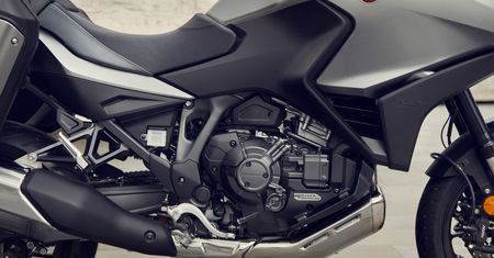 Japońskie media spodziewają się powrotu Hondy Hawk. Ma mieć silnik z modelu Africa Twin