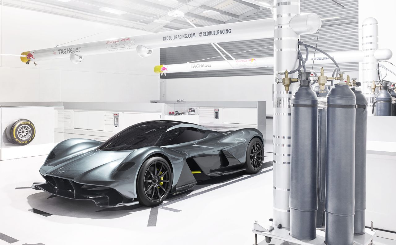 AM-RB 001 (2016) - nowy hipersamochód Astona Martina i Red Bull Racing