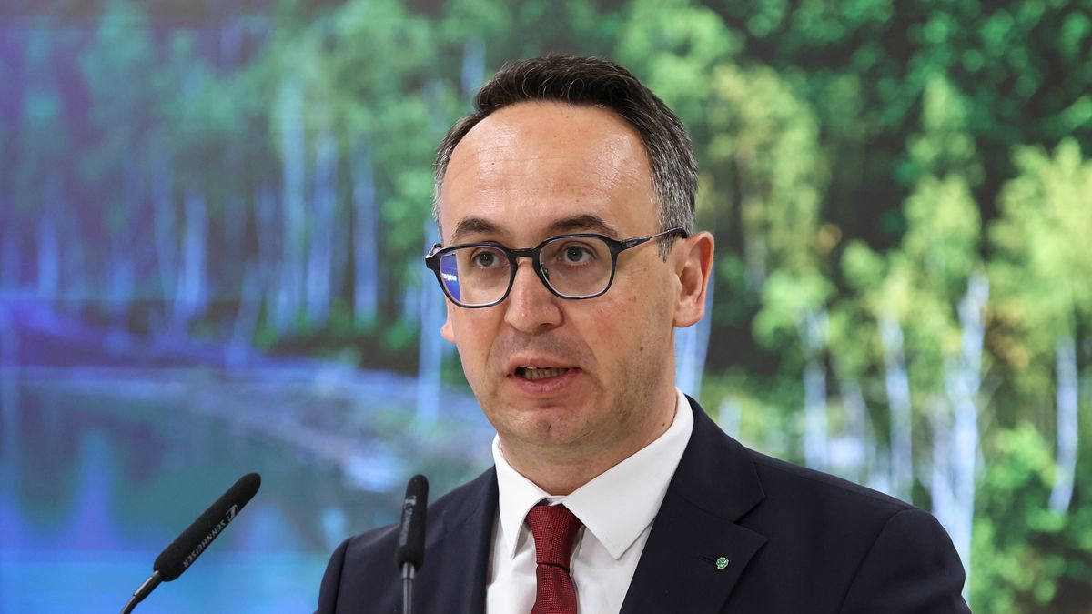 Dariusz Klimczak zapowiada zmiany w prawie jazdy dla obcokrajowc