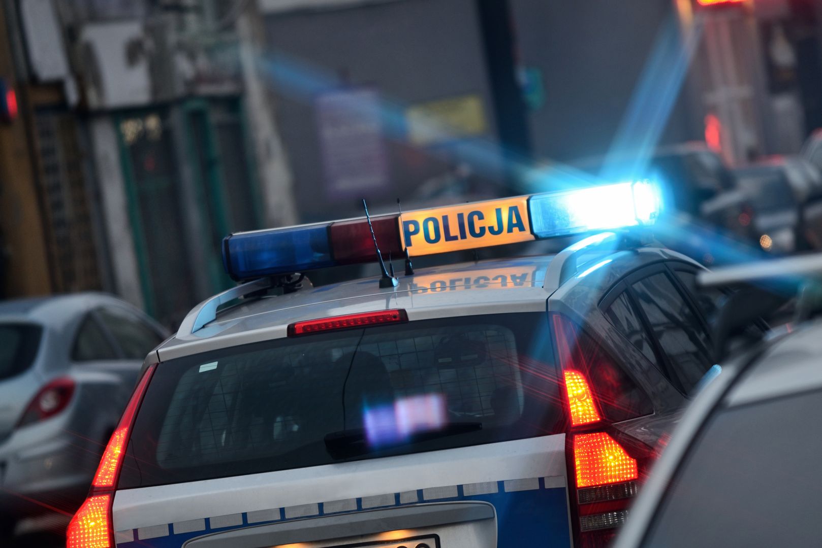 Rekordowa prędkość i odmowa przyjęcia mandatu przez kierowcę