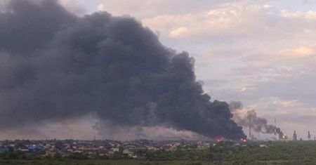 Nocny atak Ukraińców. Rafineria w Syzraniu stanęła w ogniu