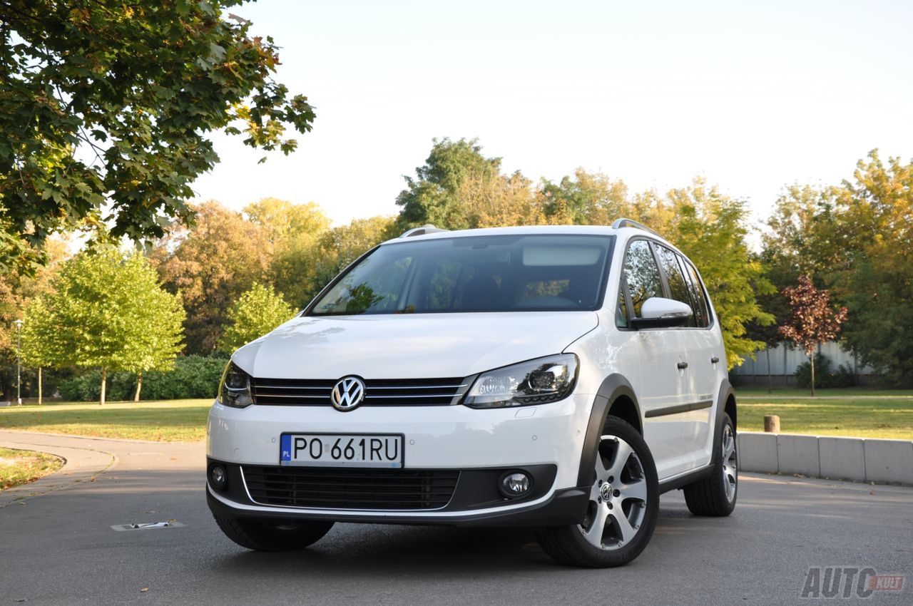 VW Cross Touran