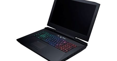 Clevo przedstawia laptopa z Core i7-8700K i 2x GeForce GTX 1080
