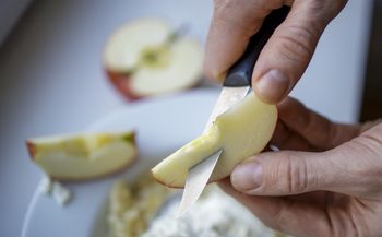 Jabłko na śniadanie czy kolację? Odpowiedź nie jest przypadkowa