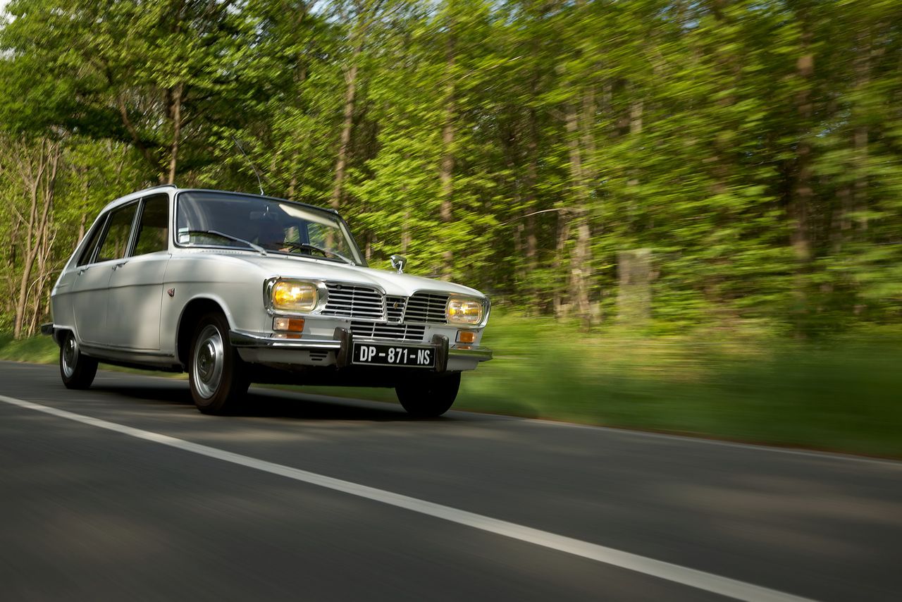 Hołd na 65. rocznicę Renault 16 - pierwszego hatchbacka świata