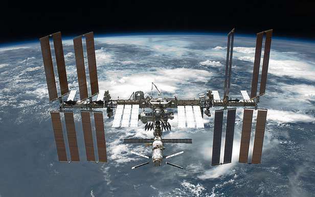 Międzynarodowa Stacja Kosmiczna (ISS) (Fot. NASA.gov)