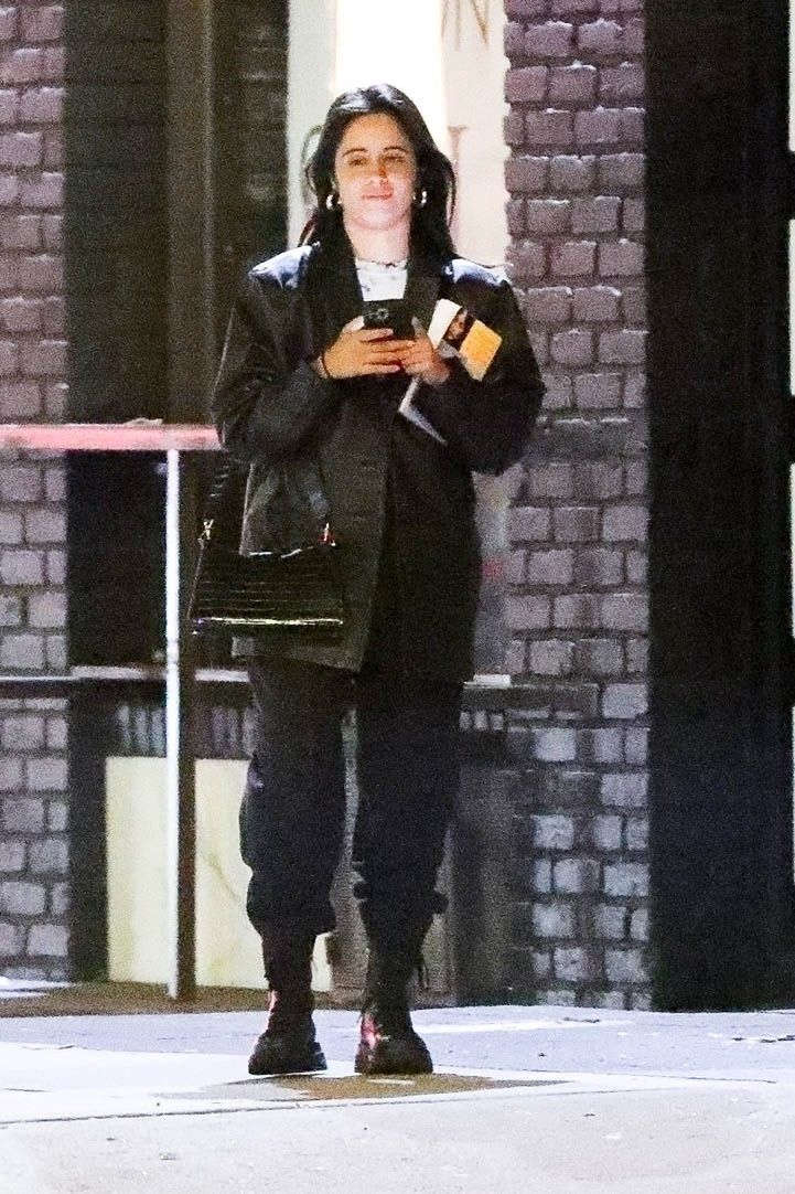 Camila Cabello na zakupach w sex shopie