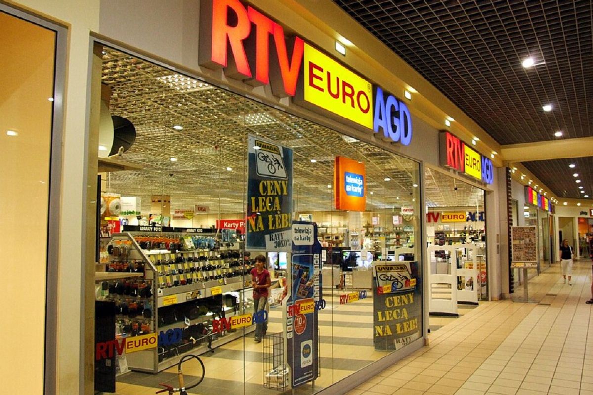 Kup smartwatcha i zgarnij słuchawki. Świąteczny zestaw w RTV Euro AGD