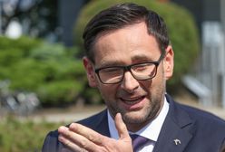 Policja nie może znaleźć Obajtka. "Funkcjonariusze starają się dostarczyć wezwanie"