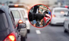 Atak w Libercu. Splunął na auto, potem wbił mu nóż