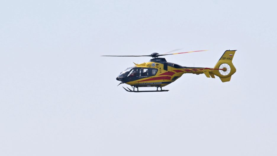Eurocopter EC 135
Piotr Polak
Eurocopter EC 135, helikopter, Lotnicze Pogotowie, medycyna, medyczna, personel medyczny, pomoc, Ratunkowe, zdrowie