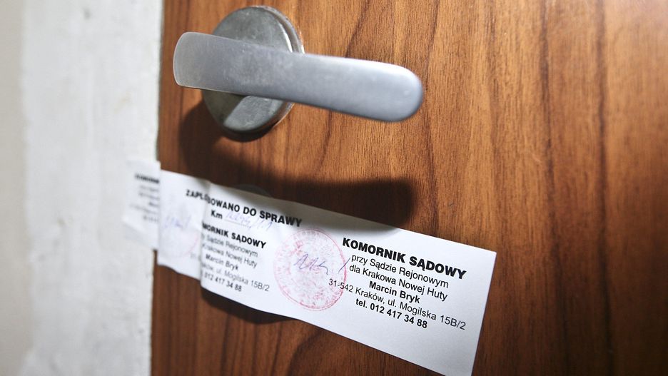 Komornicy będą mogli dłużej wykonywać zawód, już obowiązuje ustawa.