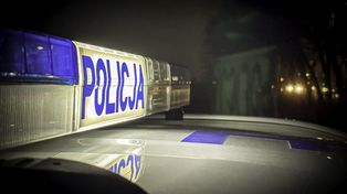 Uderzyła w krawężnik. Za kierownicą siedziała pijana policjantka