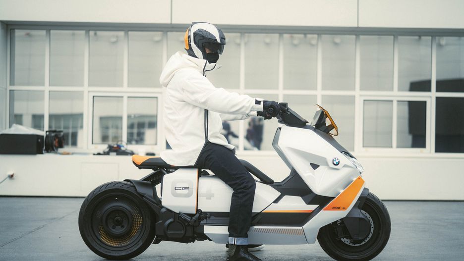 BMW Definition CE 04