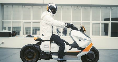 BMW Definition CE 04 to elektryczny skuter o futurystycznym wyglądzie