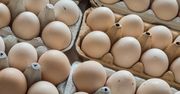 Na rynku zaczyna brakować jaj. Ceny "ostro poszły w górę"