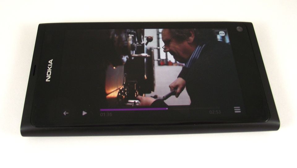 Nokia N9 - na zawsze prawie doskonała [pierwsze wrażenia] 4