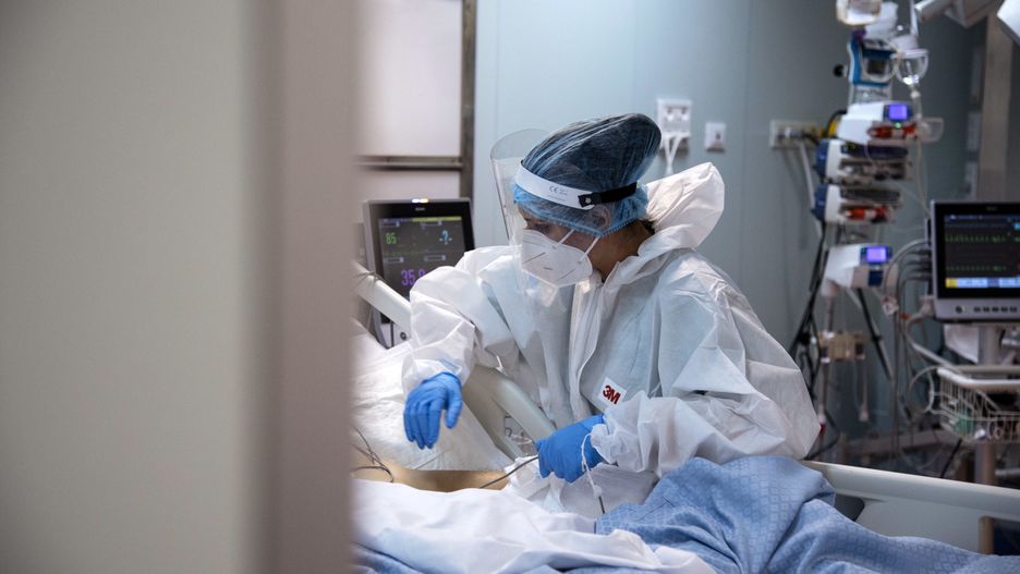 Koronawirus. Bułgaria w złej sytuacji. Jest decyzja o wstrzymaniu operacji