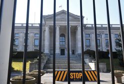 Rosja straciła miliony. Odgrażała się, ale nie odwołała