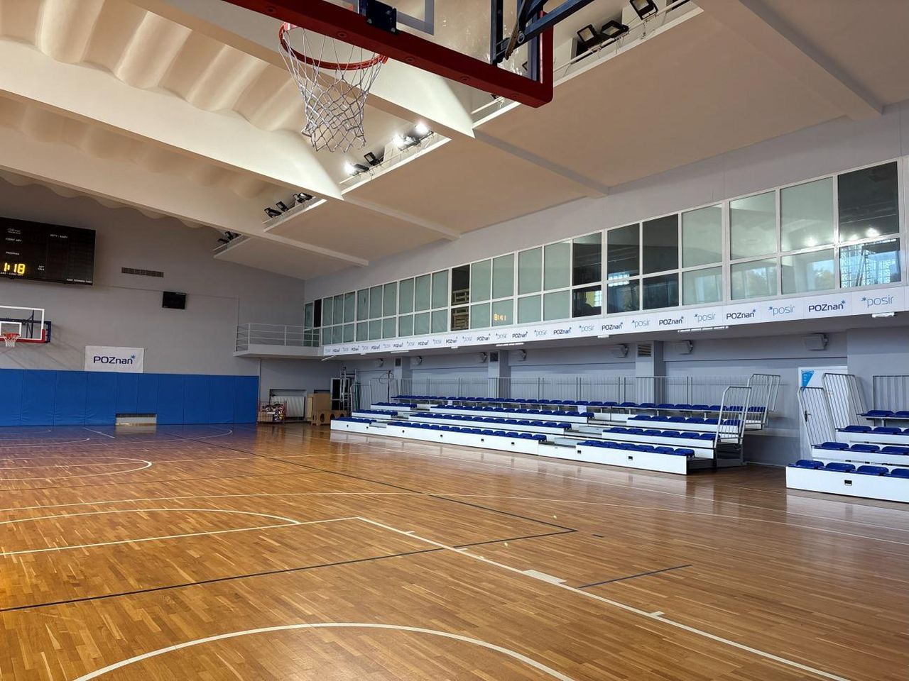 Hala sportowa przy ul. Spychalskiego po remoncie. Lepsze warunki dla sportowców i kibiców