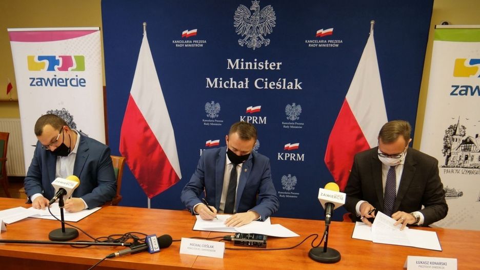 W UM w Zawierciu podpisano umowę, dzięki której powstaną w mieście nowe mieszkania.