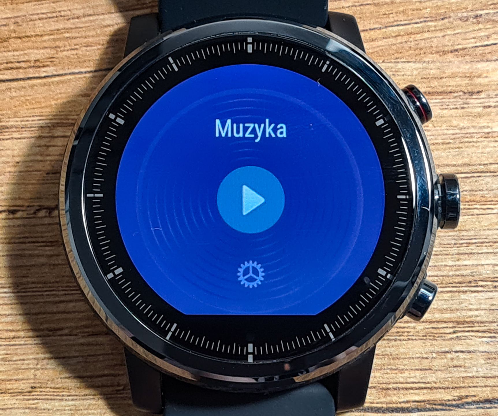 Test Amazfit Stratos: Solidny średniak nie tylko dla sportowców 16