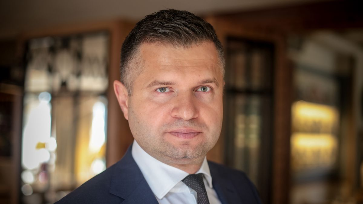 Polska łagodnie przejdzie przez kryzys, ale wzrost długu publicznego jest nieunikniony