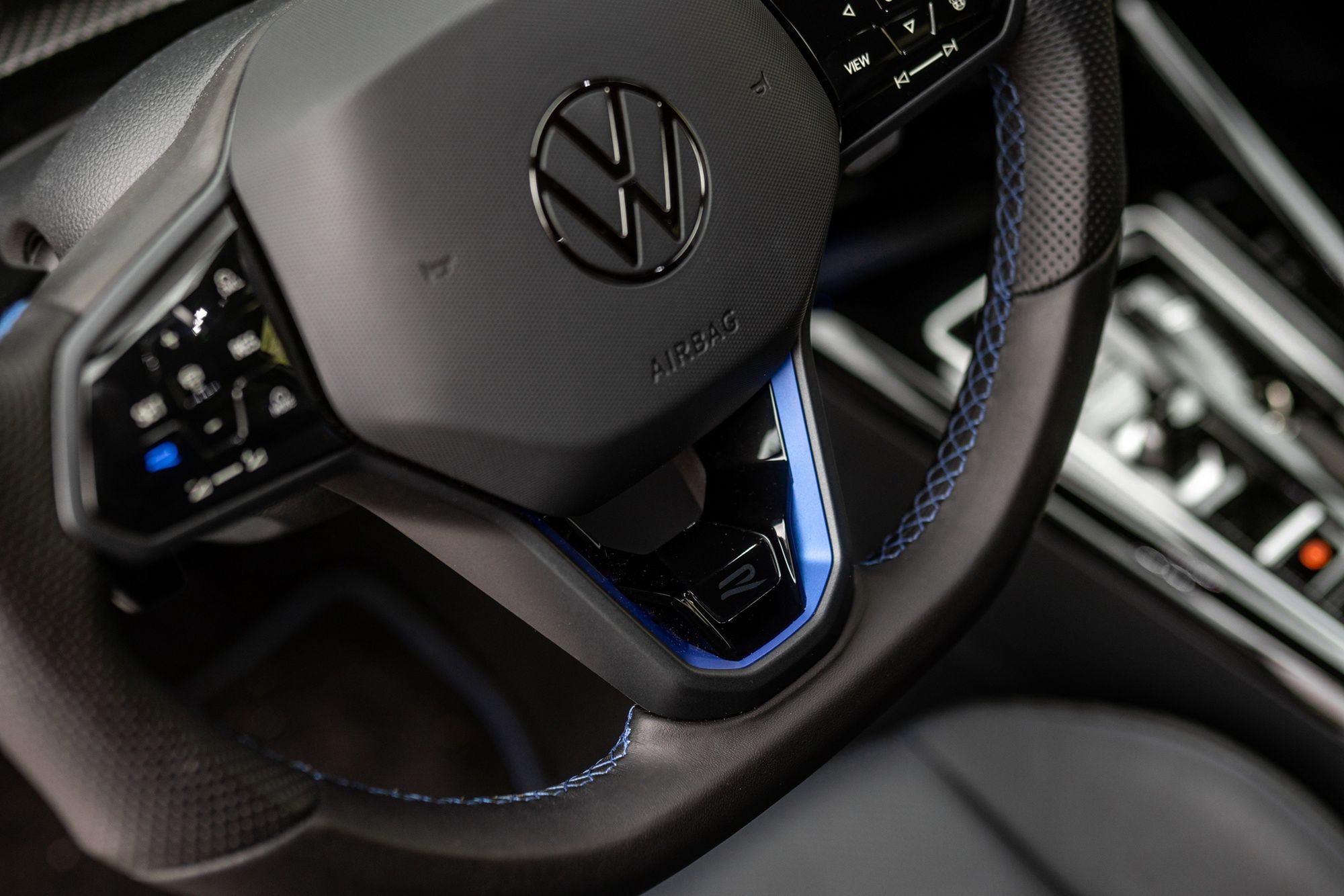 Gran turismo: Volkswagen Golf GTI Clubsport i R w Alpach