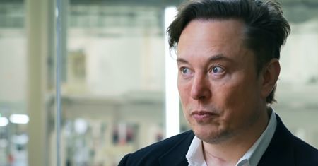 Tesla Cybertruck dla Kadyrowa. Elon Musk w końcu zabrał głos