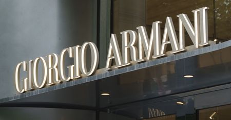 Armani oddane w obce ręce. Spełnia się testament wielkiego mistrza krawiectwa