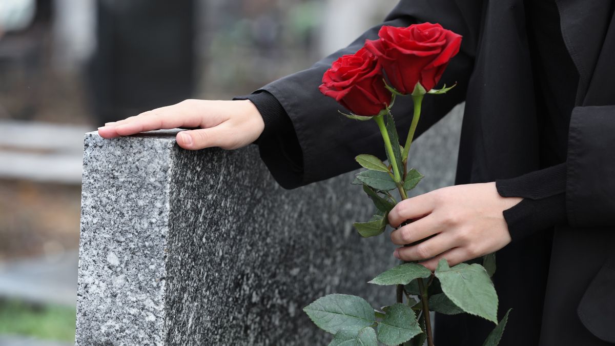 Woman with red roses near grey granite tombstone outdoors, closeup. Funeral ceremony
Olga Yastremska, New Africa, Afr
granite, obsequies, christian, rip, dead, rock, symbol, sorrow, mourning, life, epitaph, dolor, burial, graveyard, gravestone, death, religion, hand, young, female, adult, woman, closeup, person, light, grey, tombstone, tomb, orthodox, monument, memorial, headstone, grave, masonry, ceremony, grief, loss, memory, stone, shape, roses, flowers, red, cemetery, outdoors, funeral, background, granite, obsequies, christian, rip, dead, rock, symbol, sorrow, mourning, life, epitaph, dolor, burial, graveyard, gravestone, death, religion, hand, young, female, adult, woman, closeup, person, light, grey, tombstone, tomb, orthodox, monument, memorial, headstone, grave, masonry, ceremony, grief, loss, memory, stone, shape, roses, flowers, red, cemetery, outdoors, funeral, background