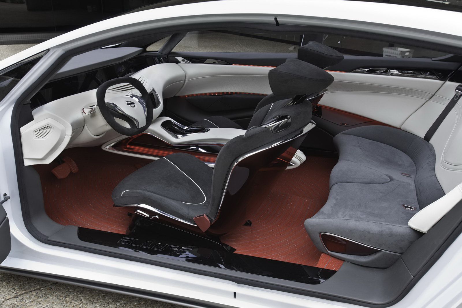 Nissan Ellure koncept