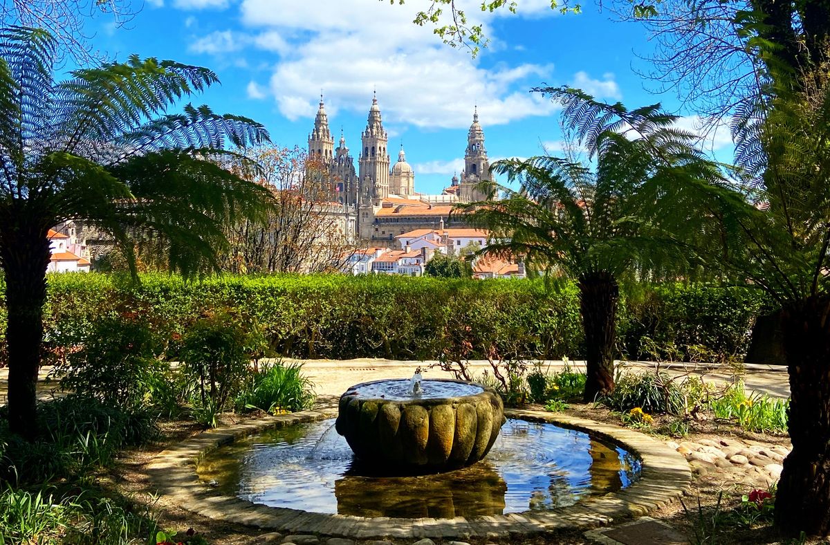 Santiago de Compostela przyciąga tłumy turystów