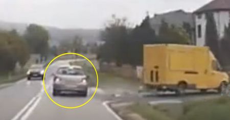 Kontrowersyjna kolizja w Chełmce. Internauci komentują nagranie