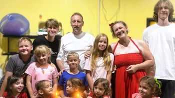 Dominika Clarke podlicza cotygodniowe WYDATKI 13-osobowej rodziny: "Zwykłe życie, bez żadnych luksusów, już robi konkretną kwotę"