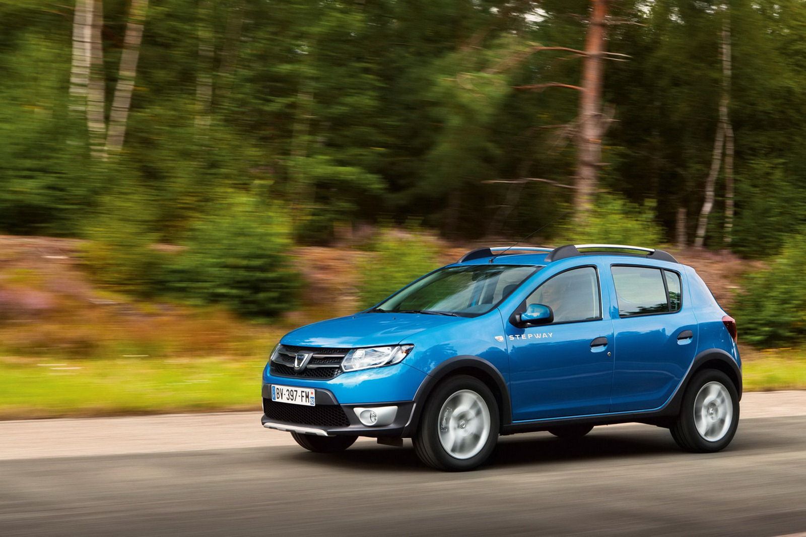 Dacia Logan, Sandero, Sandero Stepway