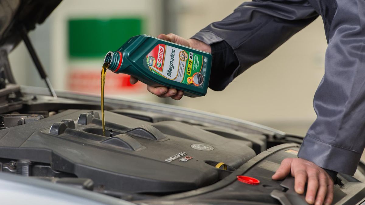 Kontrola oleju jest kluczowa dla długiej nazwy