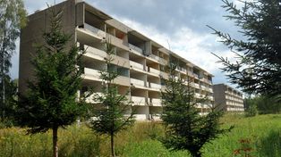 Wymarłe miasteczko w Polsce. Od 30 lat straszą ruiny