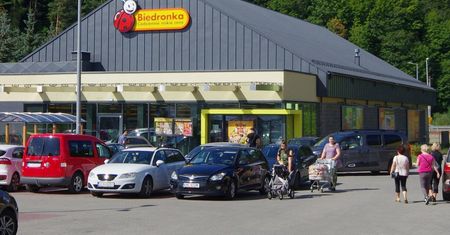 Tragedia na parkingu Biedronki. Świadkowie mówią, co się stało
