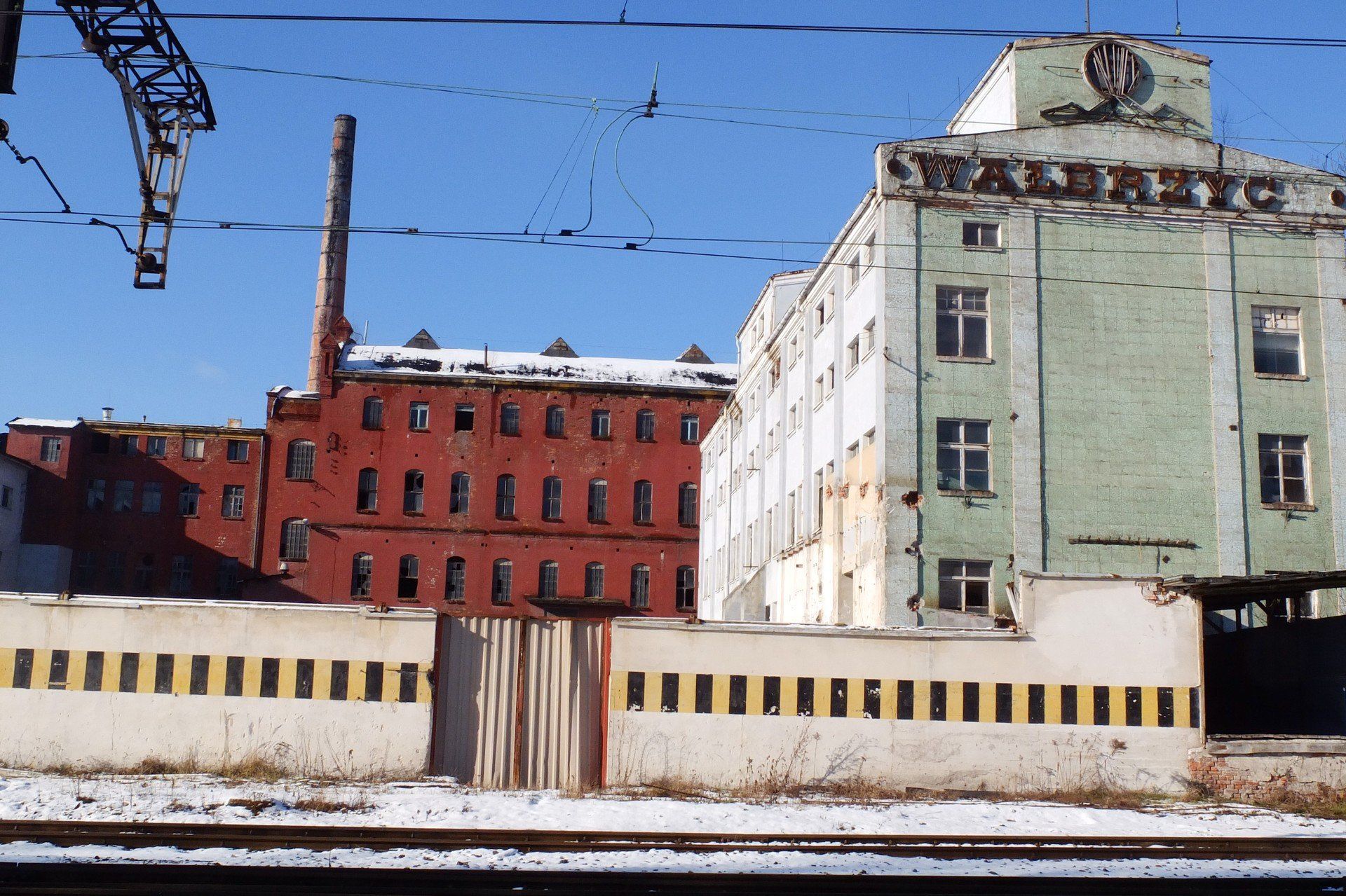 28.01.2015 WALBRZYCH
NIECZYNNA FABRYKA PORCELANY STOLOWEJ WALBRZYCH
PORCELANA FABRYKA ZAKLAD LIKWIDACJA PRZEMYSLU CERAMICZNEGO PRZEMYSL CERAMICZNY FABRYKA TIELSCHA TIELSCH STARY ZDROJ ALTWASSER SWIERCZYNSKI
DARIUSZ GDESZ / POLSKAPRESSE  GAZETA WROCLAWSKA