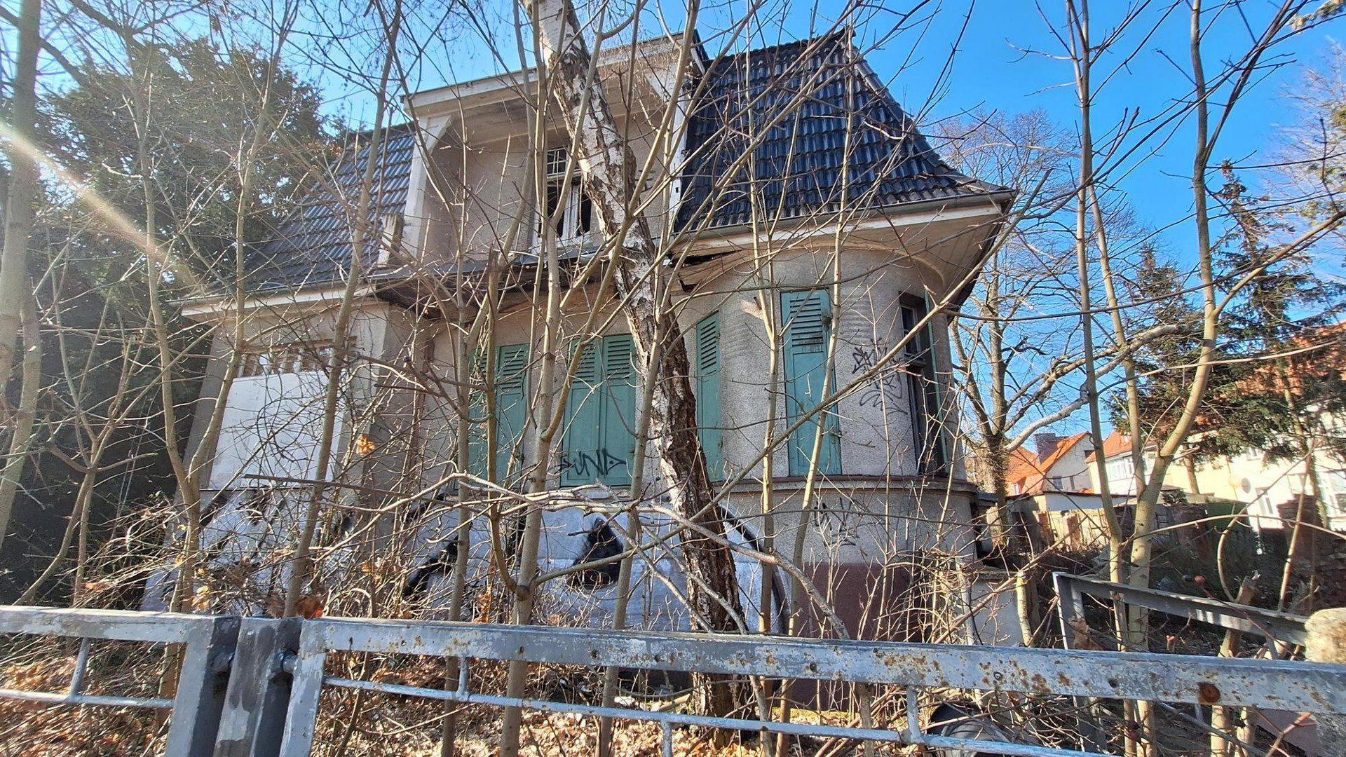 Dom, który straszy w Gorzowie. Nie ma kontaktu z właścicielką