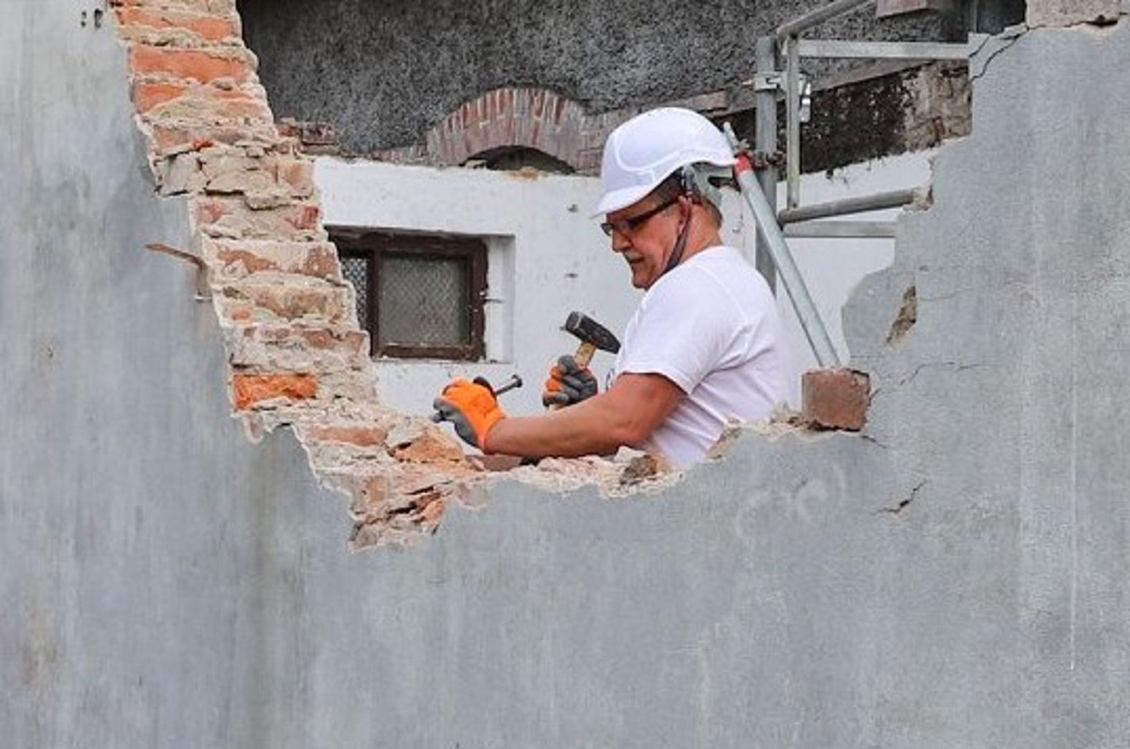 Tak oszczędza burmistrz. Zdjęcie z Lublińca obiegło media