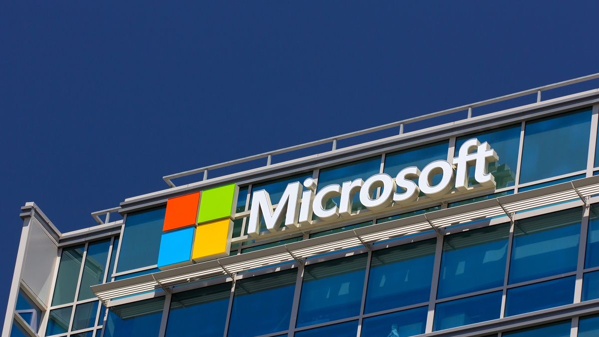 Biurowiec z logo firmy Microsoft z depositphotos