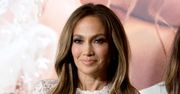 Seksowny i kobiecy styl Jennifer Lopez – zainspiruj się codziennymi lookami amerykańskiej gwiazdy