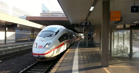 Seniorki wyniesione z pociągu. Jedna miała ponad 4 promile
