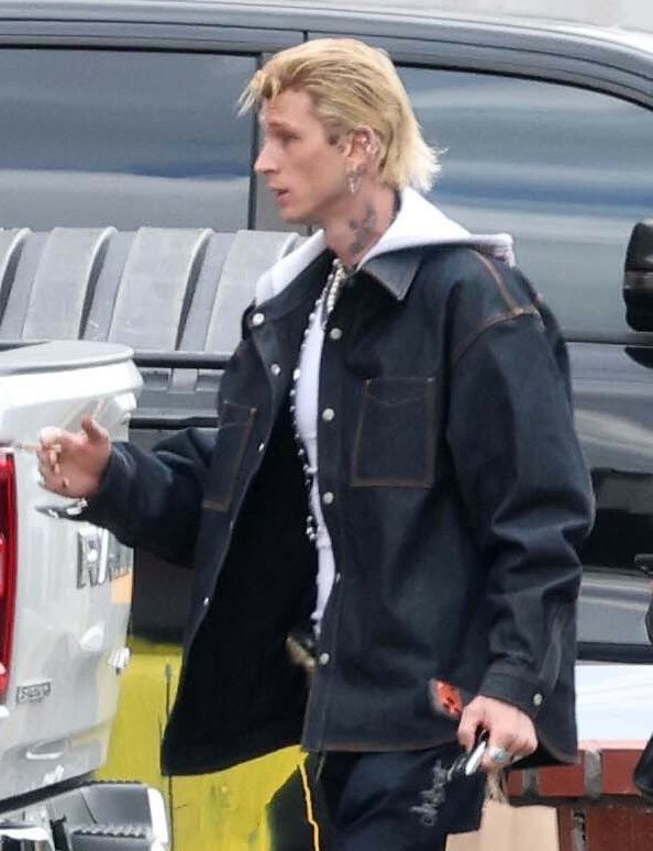 Dakota Johnson i MGK