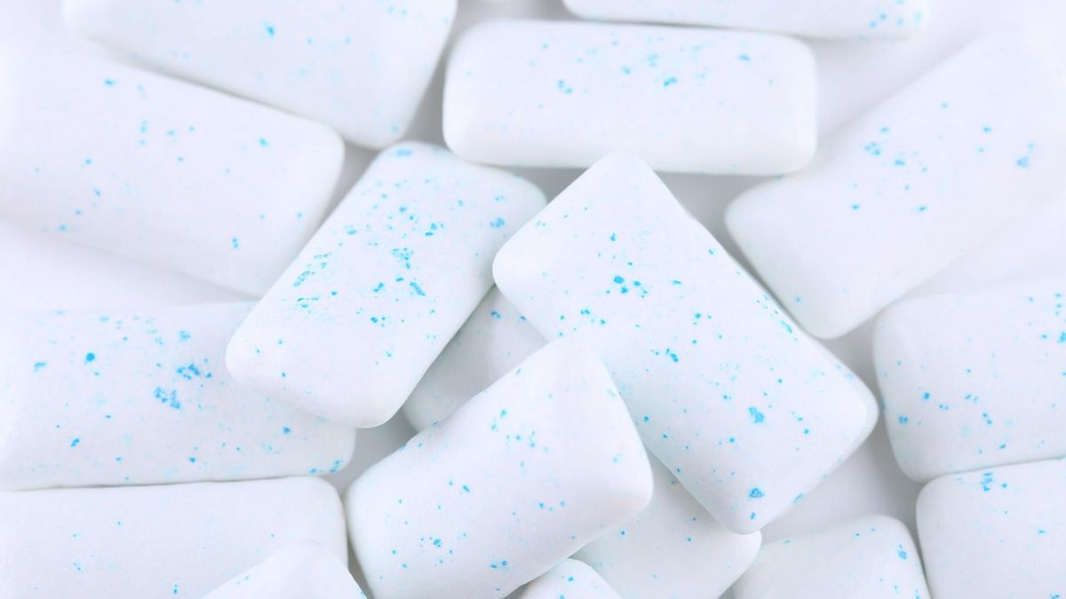 Francja zakazuje stosowania dwutlenku tytanu. To składnik m.in. gum do żucia