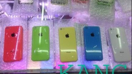 Tańszy iPhone w dwóch wariantach, a iPad mini 2 jednak już jesienią? 1